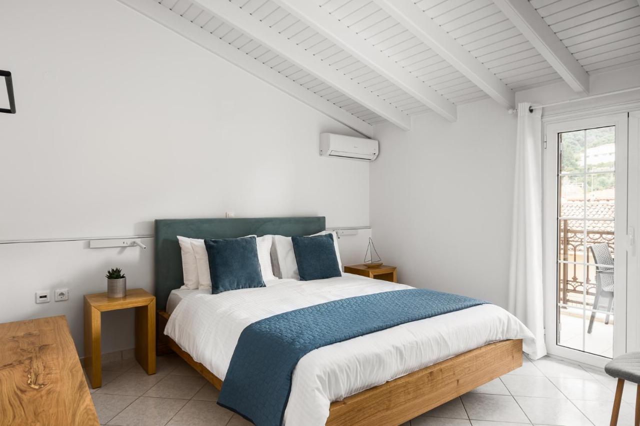 The Seaview Corner Apartments By Konnect, Ipsos Corfu Bagian luar foto